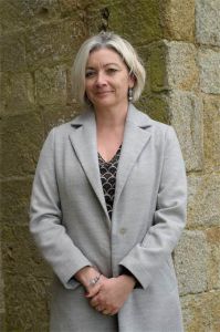 Stéphanie - accueil et administratif